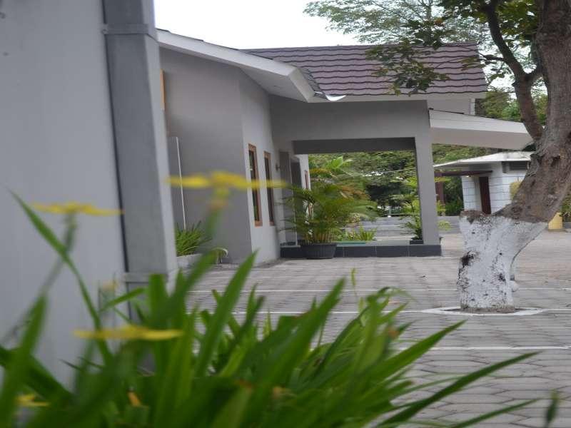 Oyo 743 Garden Guesthouse Maguwo Dış mekan fotoğraf