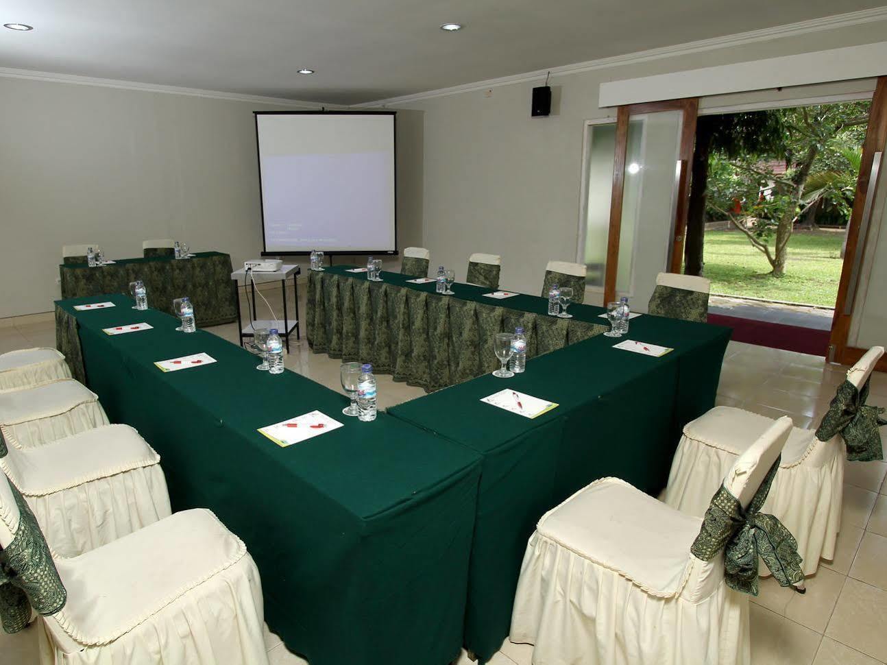 Oyo 743 Garden Guesthouse Maguwo Dış mekan fotoğraf