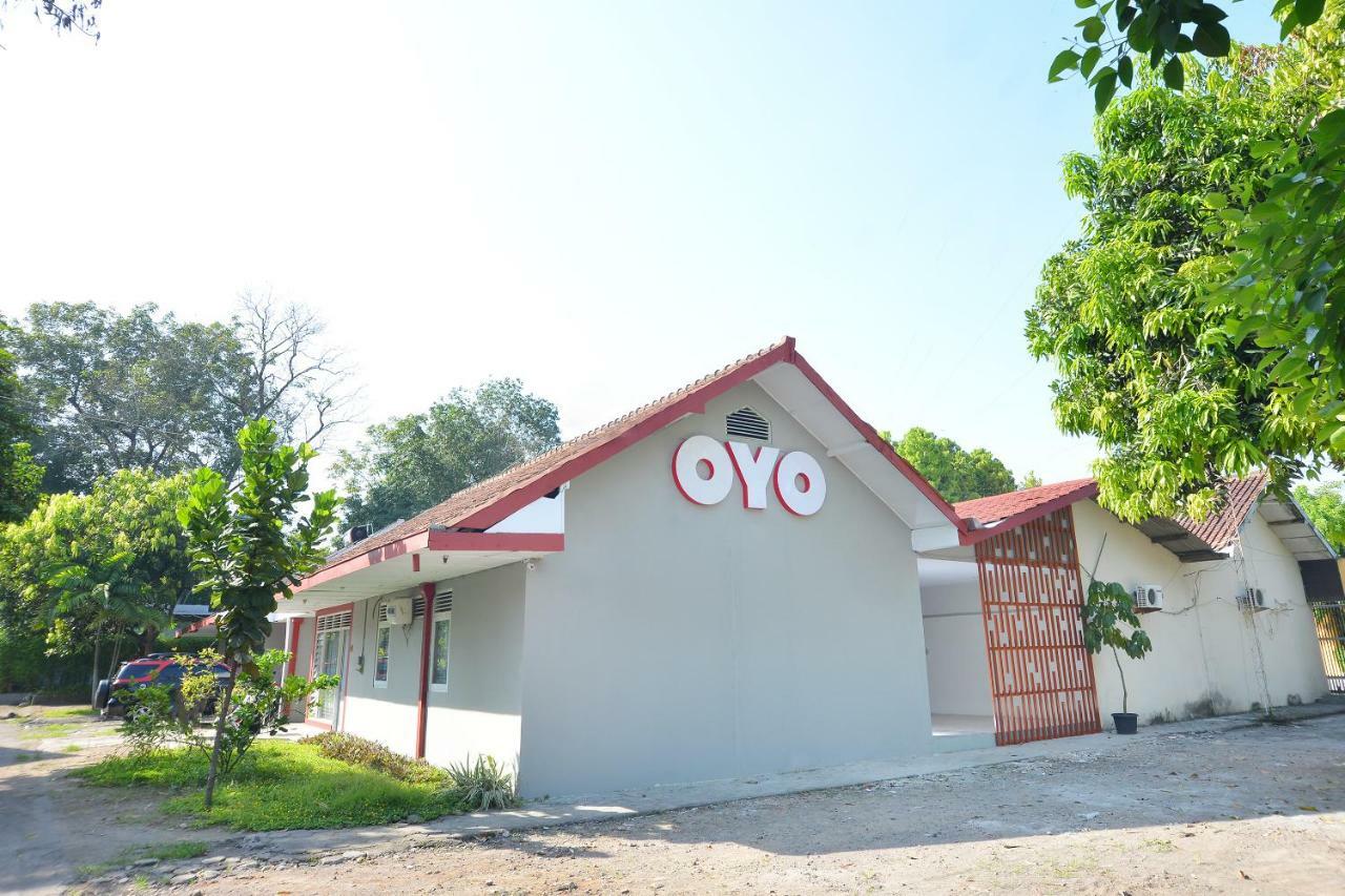 Oyo 743 Garden Guesthouse Maguwo Dış mekan fotoğraf