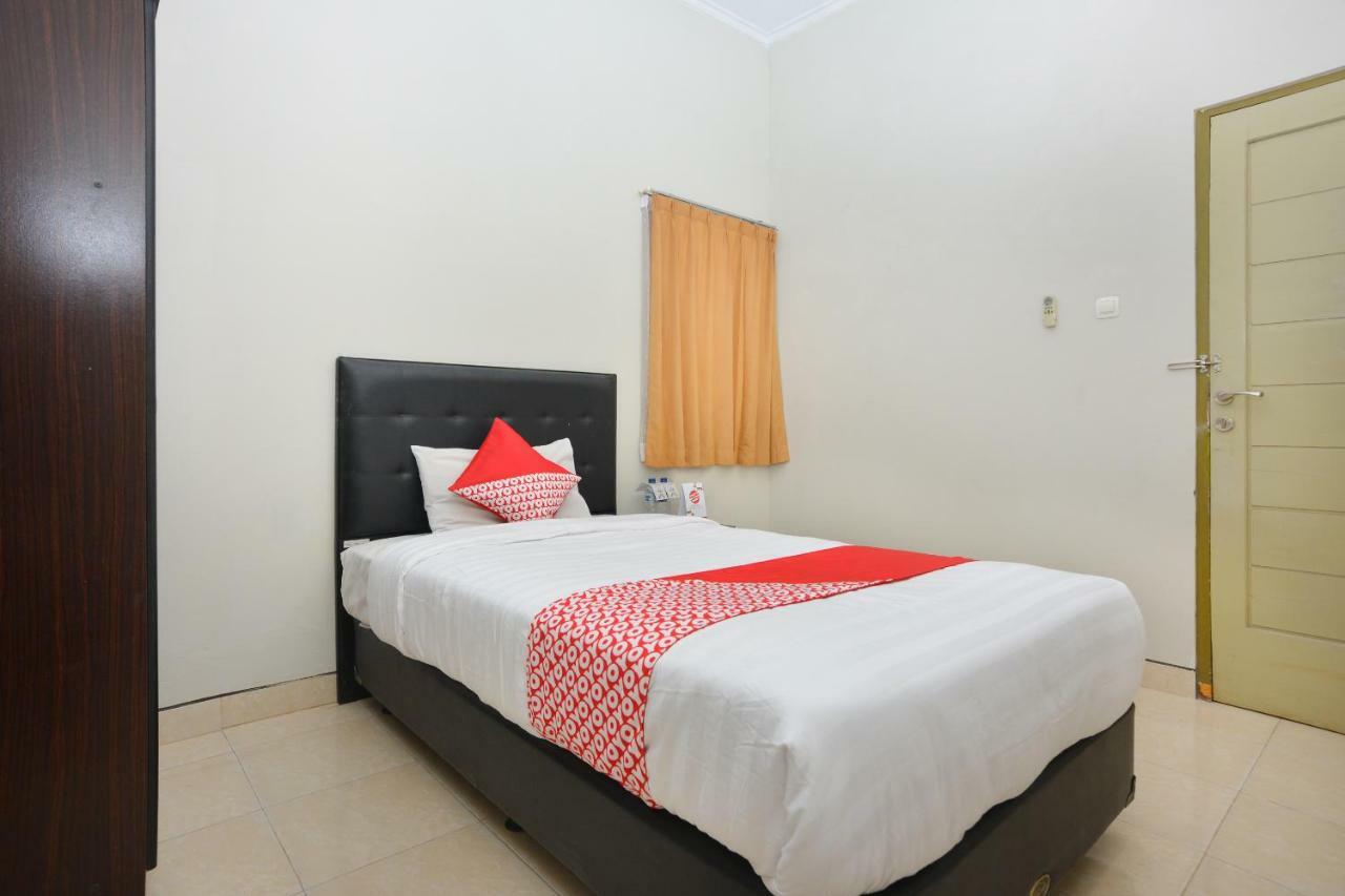 Oyo 743 Garden Guesthouse Maguwo Dış mekan fotoğraf