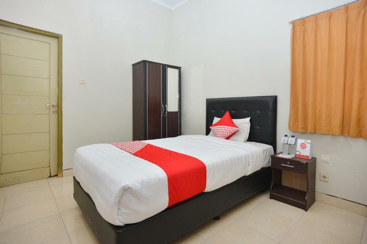Oyo 743 Garden Guesthouse Maguwo Dış mekan fotoğraf