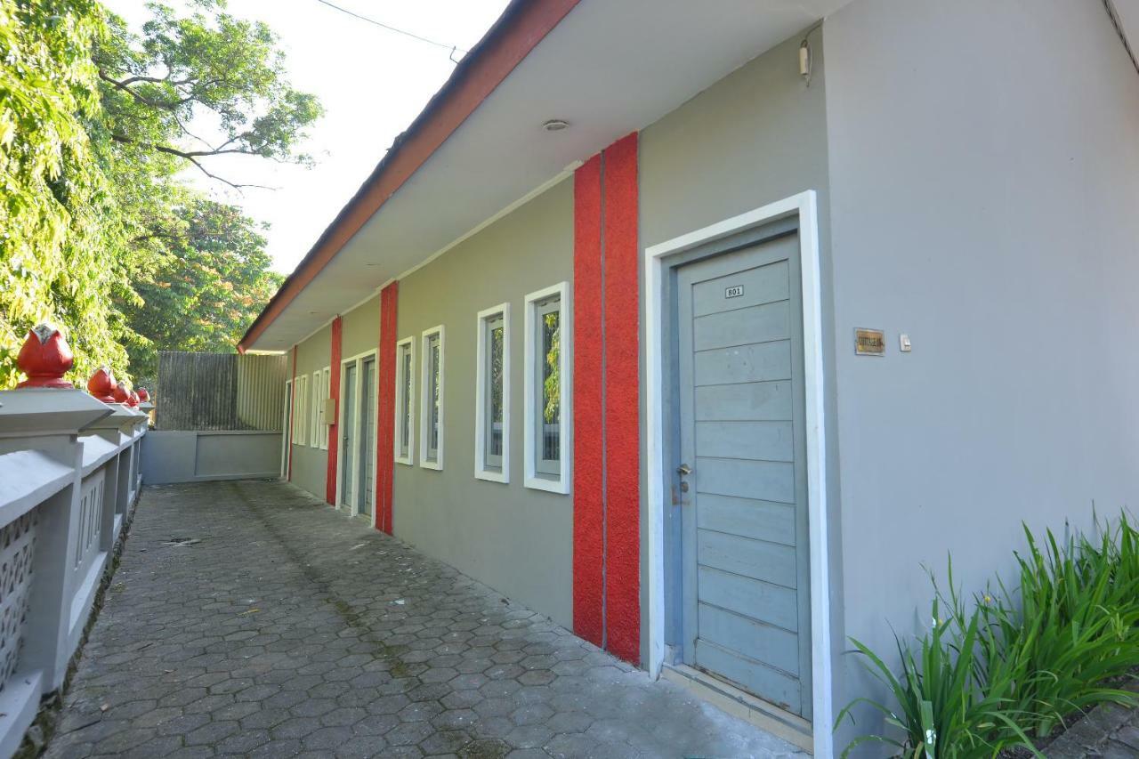 Oyo 743 Garden Guesthouse Maguwo Dış mekan fotoğraf